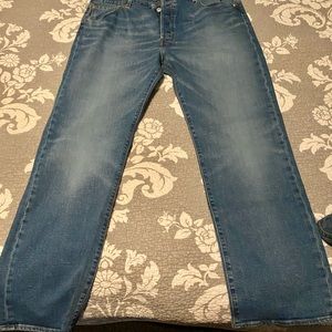 Levi’s 501 Mens, straight fit, Button Fly Jeans